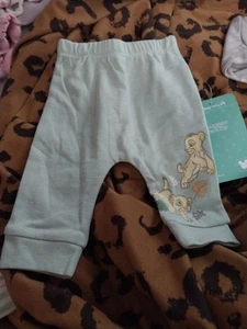 3 Pairs Of Lion King Pants - Picture 1 of 6