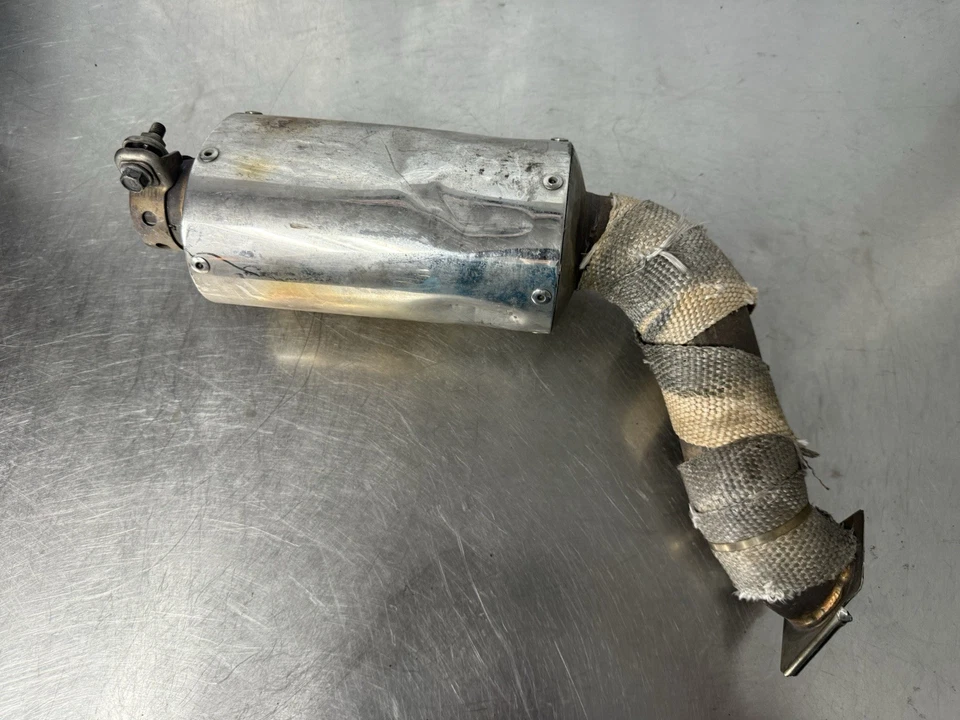 2006-2007 SUZUKI GSXR 600 YOSHIMURA EXHAUST PIPE MUFFLER SLIP ON CAN SILENCER - Image 1 of 4