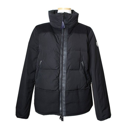Moncler Giacca imbottitura piumino d'oca bordo nero 55 63074153