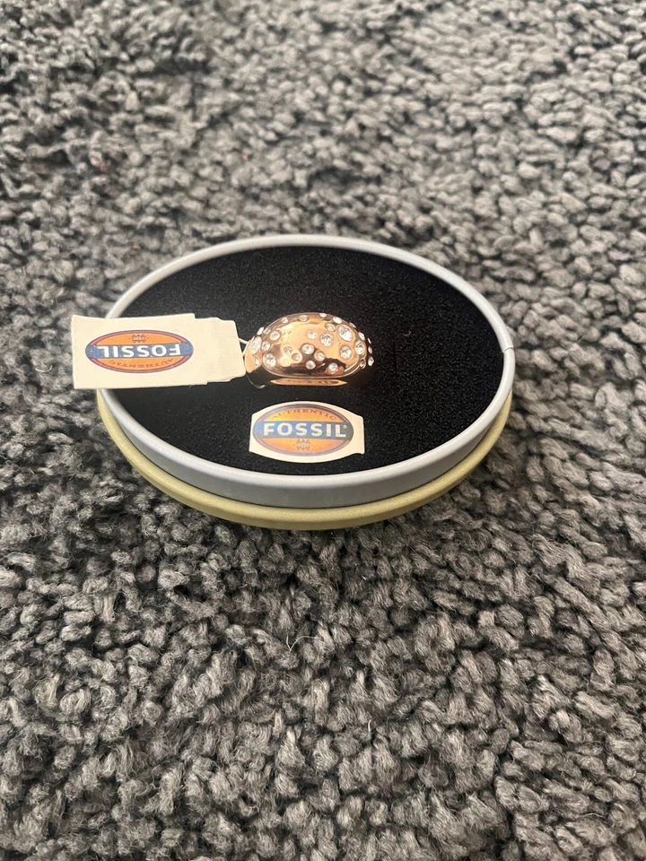 Anillo de oro rosa fósil talla K1/2  Foto 1 de 4