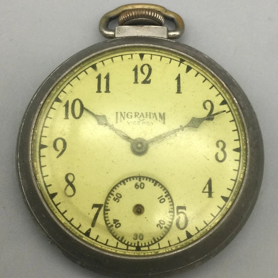 Reloj Bolsillo De Colección Ingraham Viceroy Cuadrante Tono Plateado Esfera Crema PARA REPUESTOS REPARACIÓN Foto 1 de 4