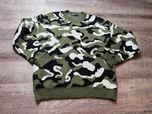 Shein Womens Pullover Sweater Size Medium Green Camo Print N2 - Picture 1 of 7