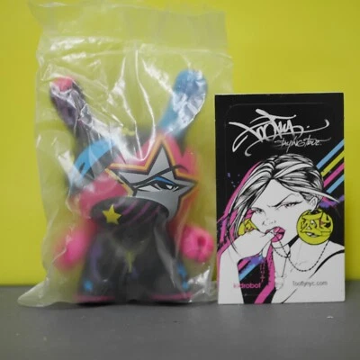 Kidrobot 3"Dunny 2008 Series 5 Stay Tru Toofly NYC Vinyl Figure MIB - Image 1 of 3
