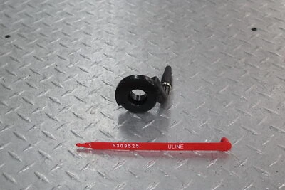 1988 YAMAHA XT350 THROTTLE TUBE GUIDE  Foto 1 de 4