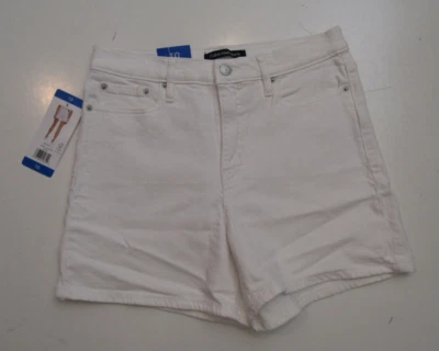 NWT Womens CALVIN KLEIN White Denim Shorts Size 8 - Image 1 of 3