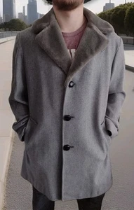 Vintage Pendleton 60s Gray Wool Coat W Faux Fur Collar Mens 46 Amazing Condition - Picture 1 of 21
