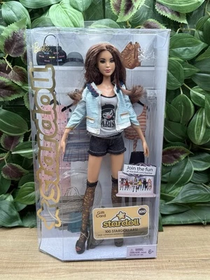 Muñeca Stardoll de Barbie Bonjour Bizou Style 1 2011 Mattel W2203 Foto 1 de 4