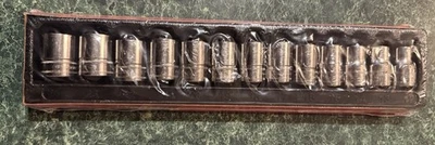 Snap On 313twmya 13 pc 6 Point 1/2” drive Shallow Socket Set 12-24mm sealed - Image 1 of 2