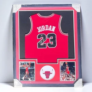 Michael Jordan Signed Chicago Bulls Framed Jersey #23 Autograph Auto Holo COA - Picture 1 of 14