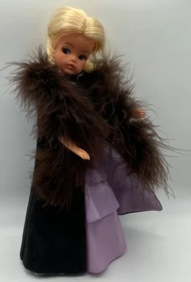 PEDIGREE BLONDE 2 GEN SINDY DOLL 033055X EMANUEL MISTY MAUVE OUTFIT SHOES 43134 - Image 1 of 4