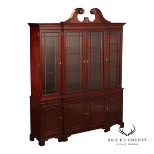 Kindel Georgian Style Mahogany China Cabinet - Picture 1 of 17