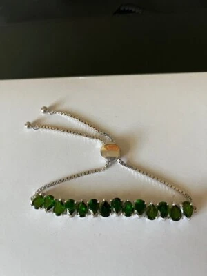 Brazalete ajustable deslizante de plata de ley sobre rodio diopsido de cromo verde Foto 1 de 4