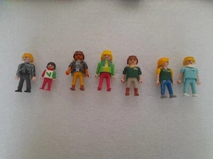 Playmobil lot differents Personnages ..... AK - Picture 1 of 11