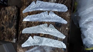 A Pair Of New Lace Collar Satin Embroidery Applique Sewing - Picture 1 of 6