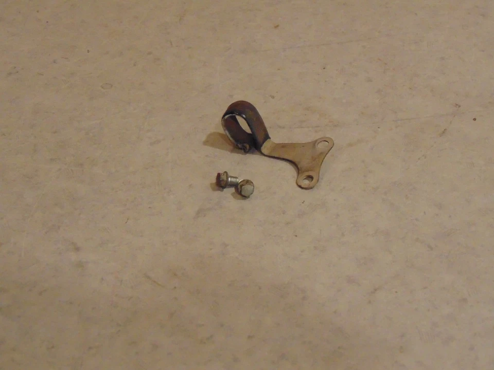 1990-1992 YAMAHA YZ250 YZ125 YZ250WR GUIA DE MANGUEIRA DE FREIO TRASEIRO 90462-12195-00  - Imagem 1 de 1