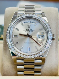 Rolex Day-Date President White Gold 228349RBR 40MM Baguette Factory Diamond B/P - Photo 1 sur 12