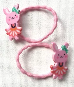 NUOVA Card di 2 Pink Bunny Coniglio Ragazze Capelli Bobbles Elastici Pasqua Ragazze Moda - Foto 1 di 2