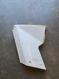 16 CAN-AM MAVERICK 1000R LEFT FRONT LATERAL PANEL LOWER PANEL - Bild 1 von 5