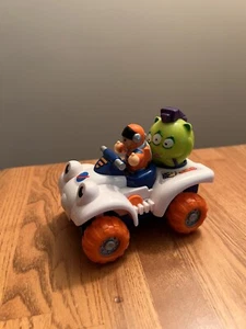 WOW Toys Lunar Lenny- Car, Astronaut & Alien - Picture 1 of 6