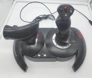 THRUSTMASTER T-Flight Hotas X V.2 PC & Playstation 3 PS3 Stick Simulator - Picture 1 of 23