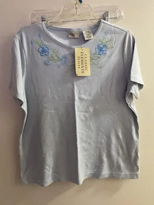 Classic Elements Women’s Blouse Shirt PL Large Petite Lt Blue Embroidered Neck - Picture 1 of 4