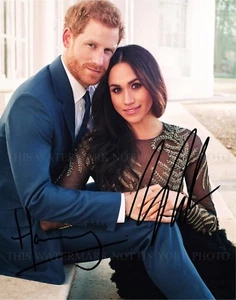 FOTO FIRMADA POR EL PRÍNCIPE HARRY Y MEGHAN MARKLE 8X10 RPNT BODA REAL BODA - Imagen 1 de 1
