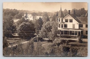 RPPC Universidad de Maine Presidente Casa Orono ME Vista Aérea Foto Postal De Colección - Imagen 1 de 2