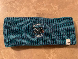 Charlotte Hornets '47 Damen Strick Stirnband blaugrün lila - Bild 1 von 6