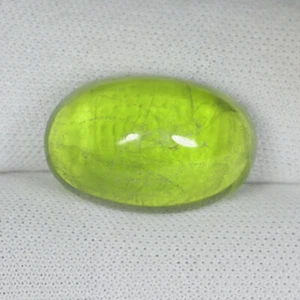 13.48 ct BEST GRADE YELLOWISH GREEN NATURAL PERIDOT _ Cabochon  See Vdo 5539 JB - Picture 1 of 2