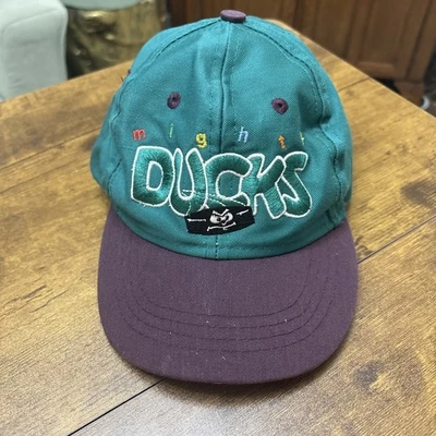 Винтажная эластичная шляпа 90-х Youth Mighty Ducks с пузырьковыми буквами - Изображение 1 из 4