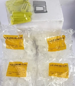 Tile Leveling Clips 1.5 MM 400 Clips Plus 20 Wedges - Picture 1 of 5