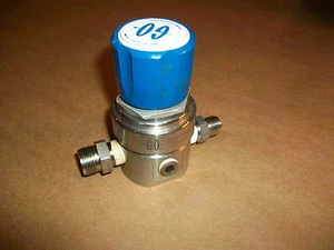 GO Stainless Regulator 102507 PR1-1L41A5G114 3600psig Max 0-100 psig - Picture 1 of 3