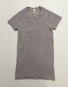 LULULEMON Swiftly Tech Short Sleeve Shirt 2.0 Tetra Stripe Black Pink Gray Sz 4 - Picture 1 of 8