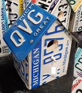 Michigan MI Vintage Blue Top License Plate Bird House ~FastFreeShip~ - Picture 1 of 9