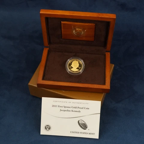 2015 US Mint First Spouse Jacqueline Kennedy 1/2-ounce Gold Proof - Free Ship US Cover