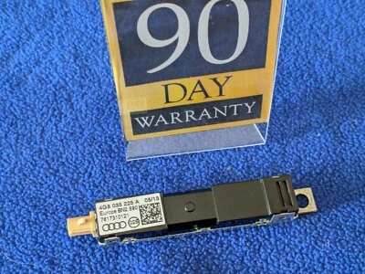 12-18 AUDI A7 S7 RS7 - IZQUIERDO Driver Antena Inferior Booster 4G8035225A OEM Foto 1 de 4