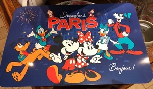 Paris Table Set 8 Vignet Disneyland Paris - Picture 1 of 2
