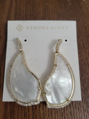 Pendientes Kendra Scott Tinley en Marfil Perla / Oro NUEVOS $120 Foto 1 de 4