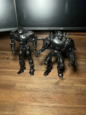 Exclusivo Neca SDCC 2014 - Pacific Rim: créditos finales - Jaeger 2 de 3 Foto 1 de 4