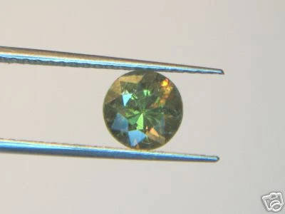 .94CT STUNNING UNTREATED TOP NAMIBIAN DEMANTOID GARNET - Image 1 of 2
