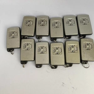 Toyota smart key 271451-0500 3 button 11 PCS Noah Voxy USED - Picture 1 of 2