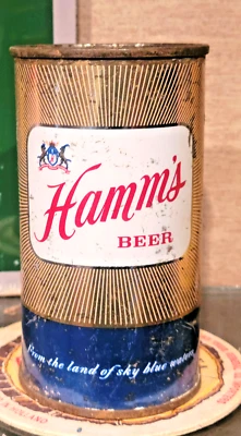 Lata de cerveza Hamm's Flat Top 1958 St Paul Minnesota fuente roja en tapa 3,2 % Hamms Foto 1 de 4