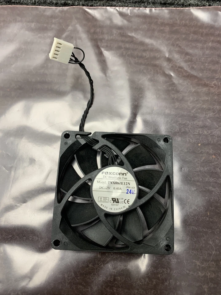 For FOXCONN PVA080E12N 8015 DC 12V 0.4A cooling fan 80x80x15mm 5-Pin 4-Wire - Image 1 of 4