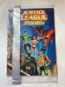 NIP 2011 DC Justice League - Breakout! - General Mills Comic Book #4 - Picture 1 of 2