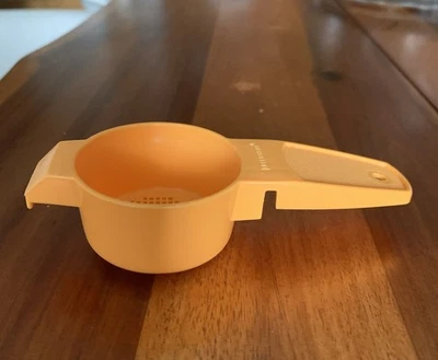 Tupperware Tee  Sieb Klein , Orange Farbe TeeSieb Ø5cm.x12cm.Lx3cm.H - Bild 1 von 4