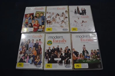 Modern Family: The Complete Seasons 1- 6 - Region 4 - image 1 of 2