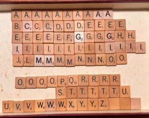SCRABBLE Holzbuchstaben Fliesen - echt - schwarz - Ersatz - Bild 1 von 27
