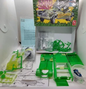 AMT 1192/12 JOLLY GREEN GASS'R '65 FORD GALAXY MODELLKIT - NEU IM KARTON 1/25 MASSSTAB - Bild 1 von 7