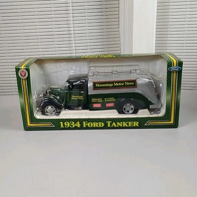 1934 Ford Tanker CROWN PREMIUMS 1:24 Scale Diecast Hemmings Motor News 2009 - Image 1 of 4