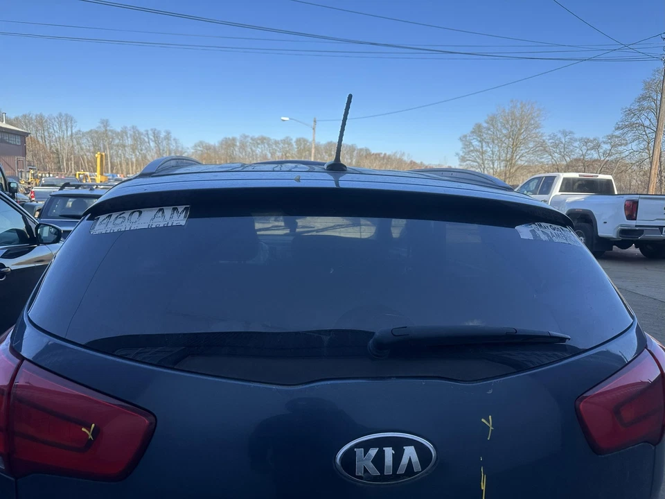 10 11 12 13 14 15 16 KIA SPORTAGE Vidrio trasero/ventana Foto 1 de 1